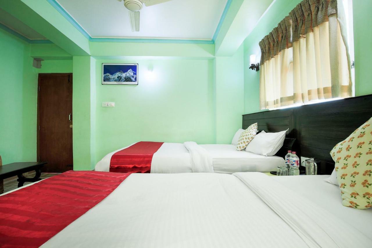Hotel Rudrakshya Pokhara Exterior photo